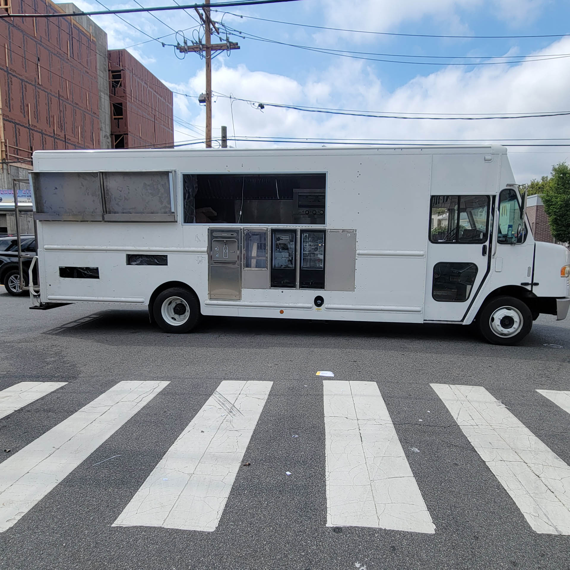 BOOK THE BEST NYC FOOD TRUCK CATERING